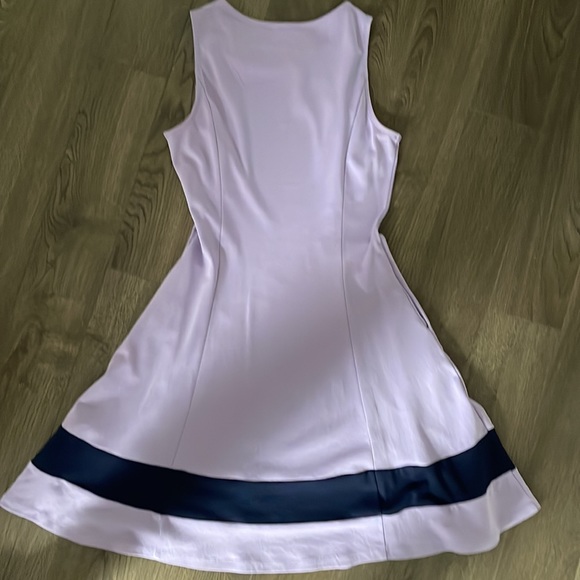 Beautiful lilac dress - Picture 3 of 3